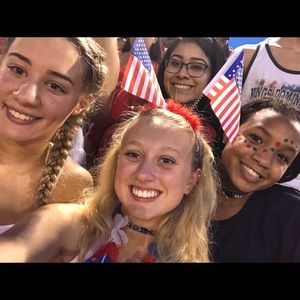 Meet your Posher, Karina